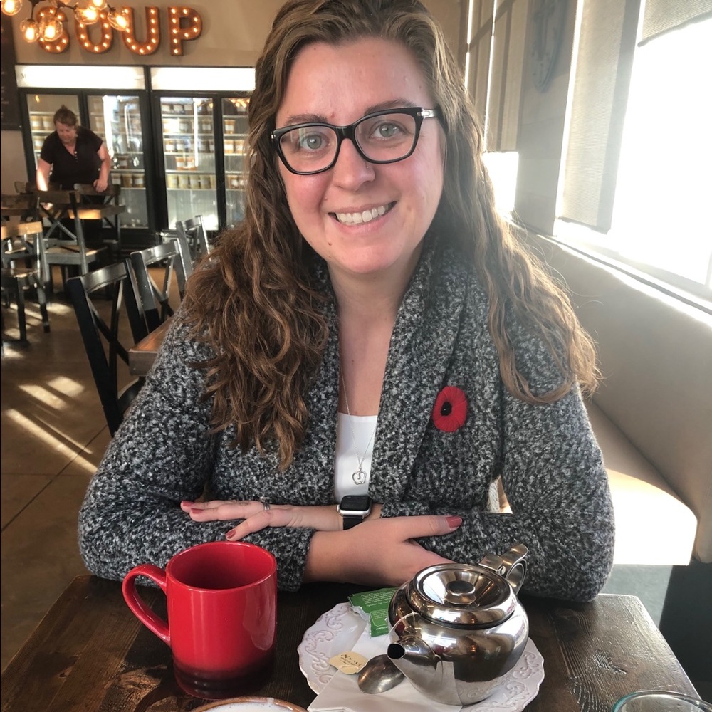 Meet your Posher, Alison